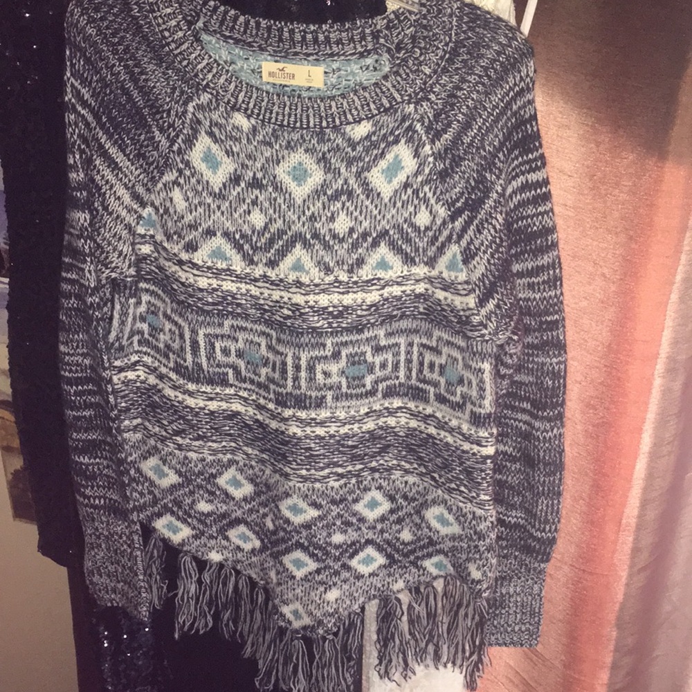 Holloster sweater size large